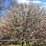 Kraft family Easter Egg tree, how to make an Easter Egg Tree with your family, traditional German Easter Egg Tree