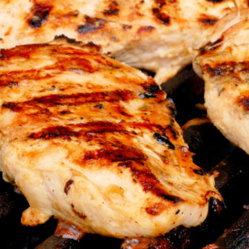 Best Grilled Chicken Marinade - Grillin' can be thrillin' and easy!