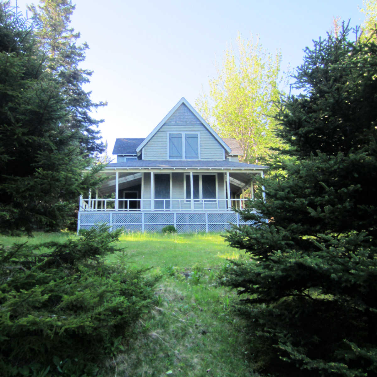 Oceanside cottage near Machiasport, Maine